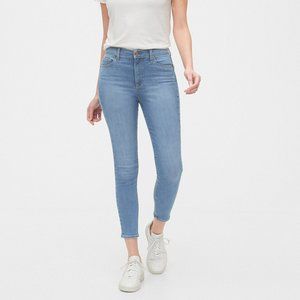 Gap High Rise True Skinny Ankle Jeans in Sculpt